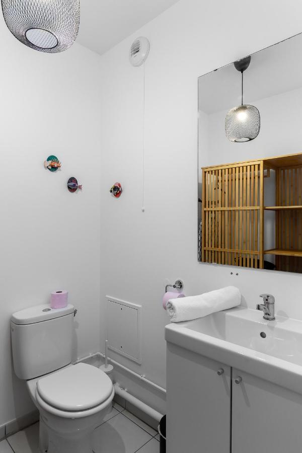 Apartment 2 Bedroomed Near Disneyland Paris With Garden Parking At Сери Екстериор снимка