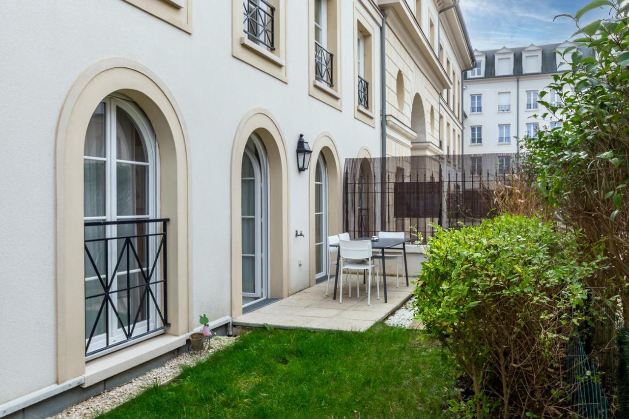 Apartment 2 Bedroomed Near Disneyland Paris With Garden Parking At Сери Екстериор снимка